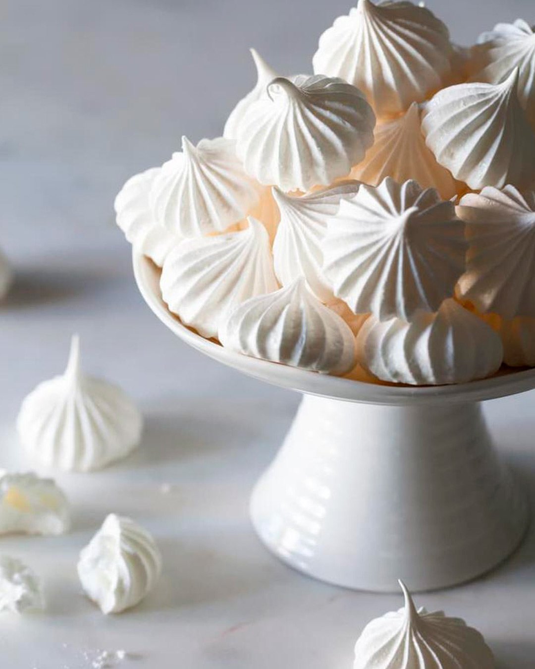 bridal shower favors meringues
