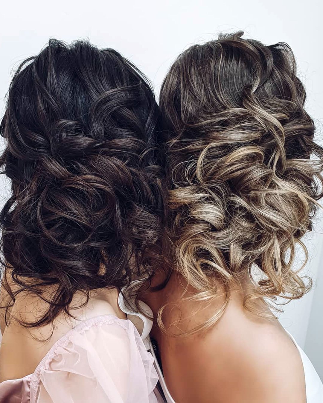bridesmaid hairstyles low volume curly bun hairbyhannahtaylor