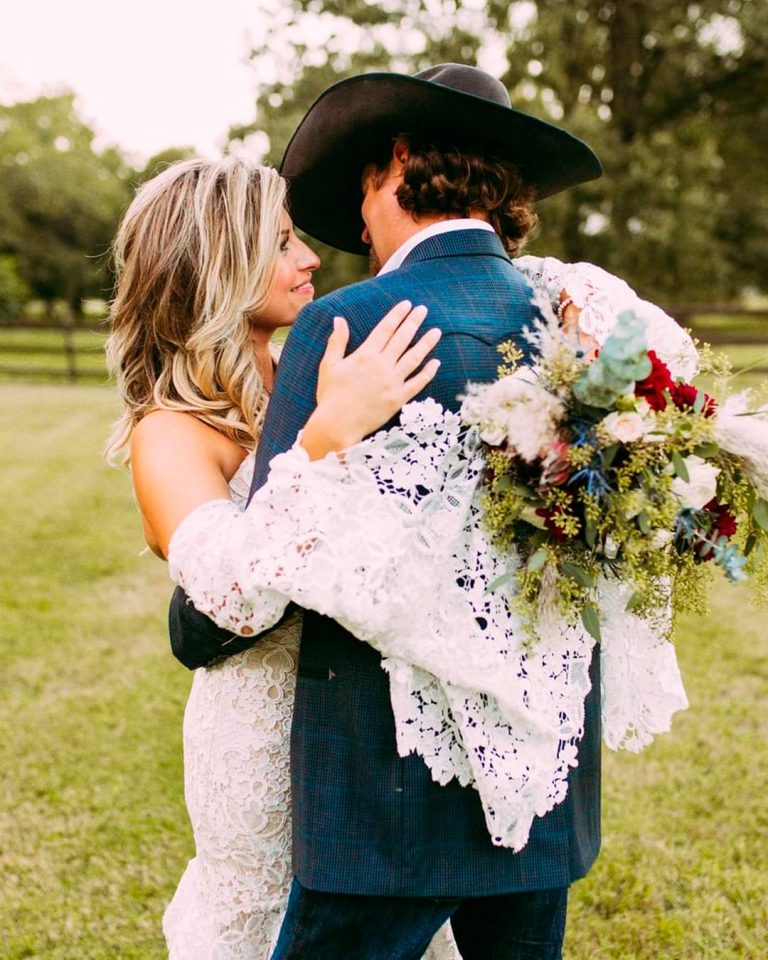 The Best 300+ Country Wedding Songs In 2020/2021