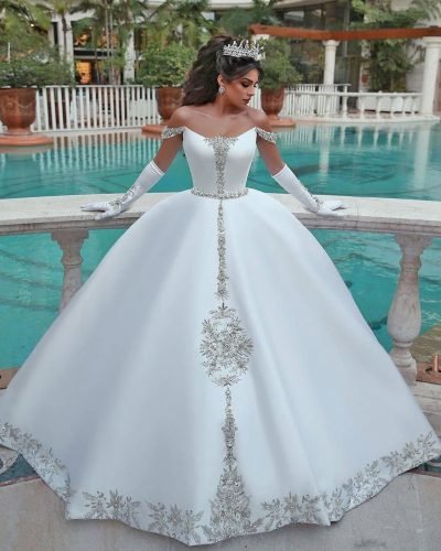 Download 24 DISNEY WEDDING DRESSES FOR FAIRY TALE INSPIRATION