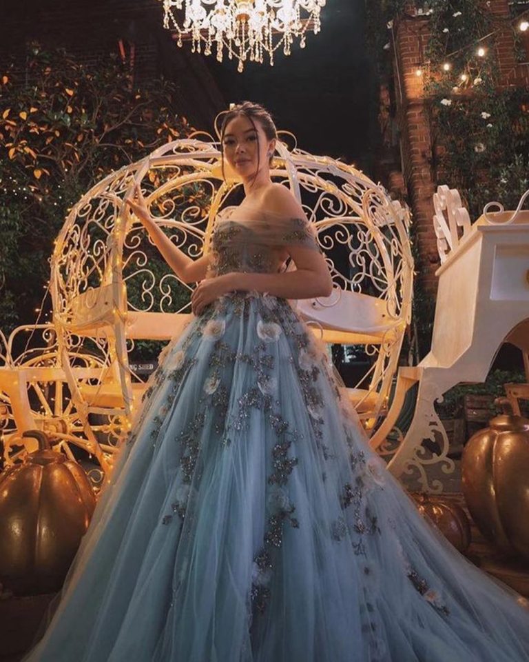 24 DISNEY WEDDING DRESSES FOR FAIRY TALE INSPIRATION