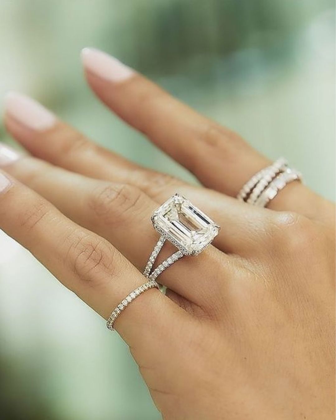 emerald cut engagement rings diamond engagement rings2