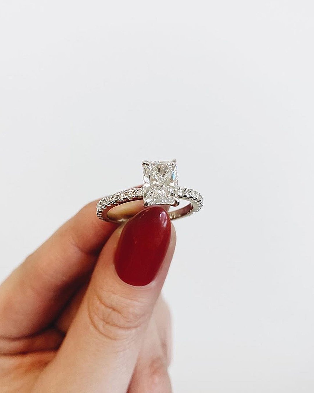 emerald cut engagement rings diamond solitaire
