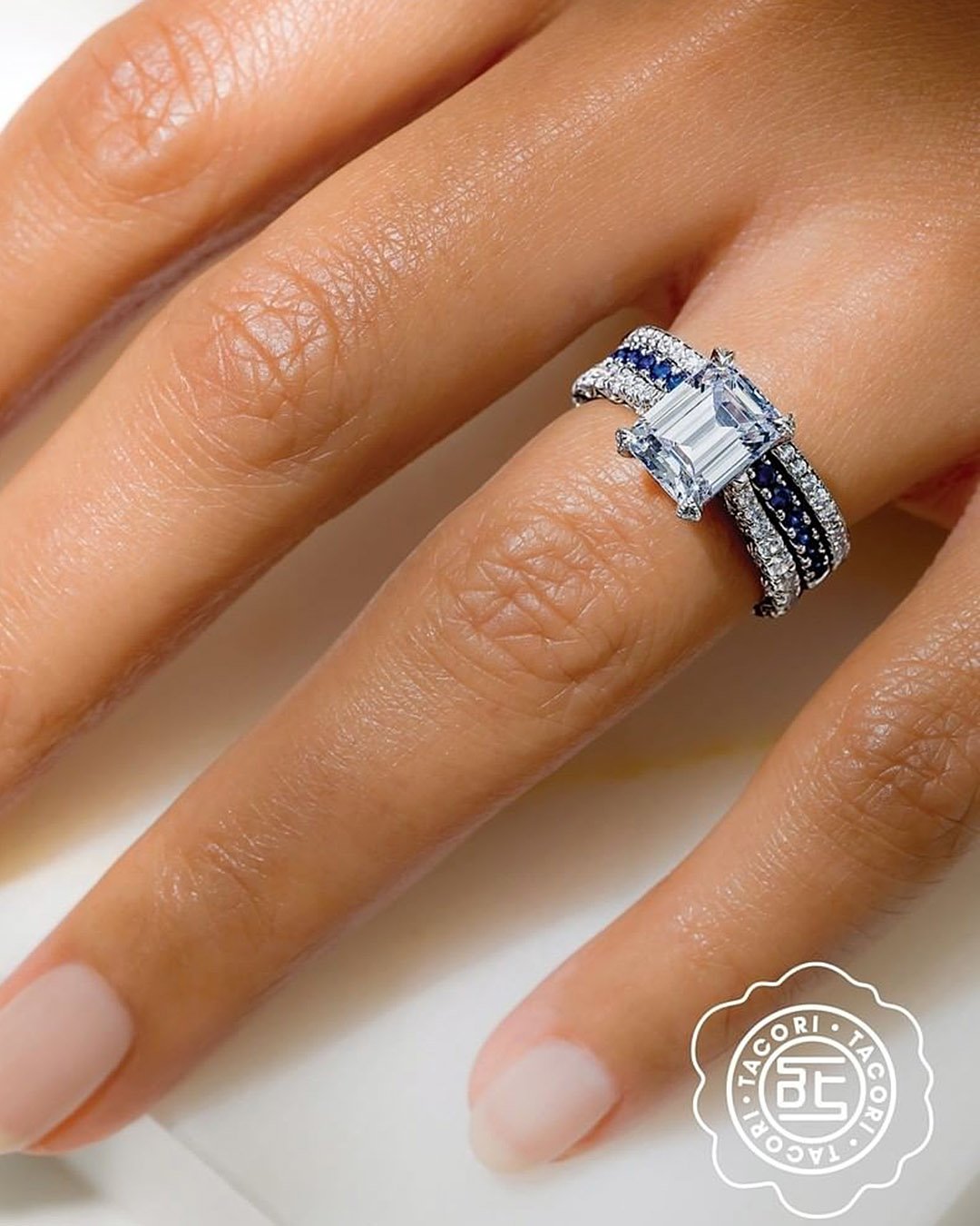 emerald cut engagement rings diamond solitaire set