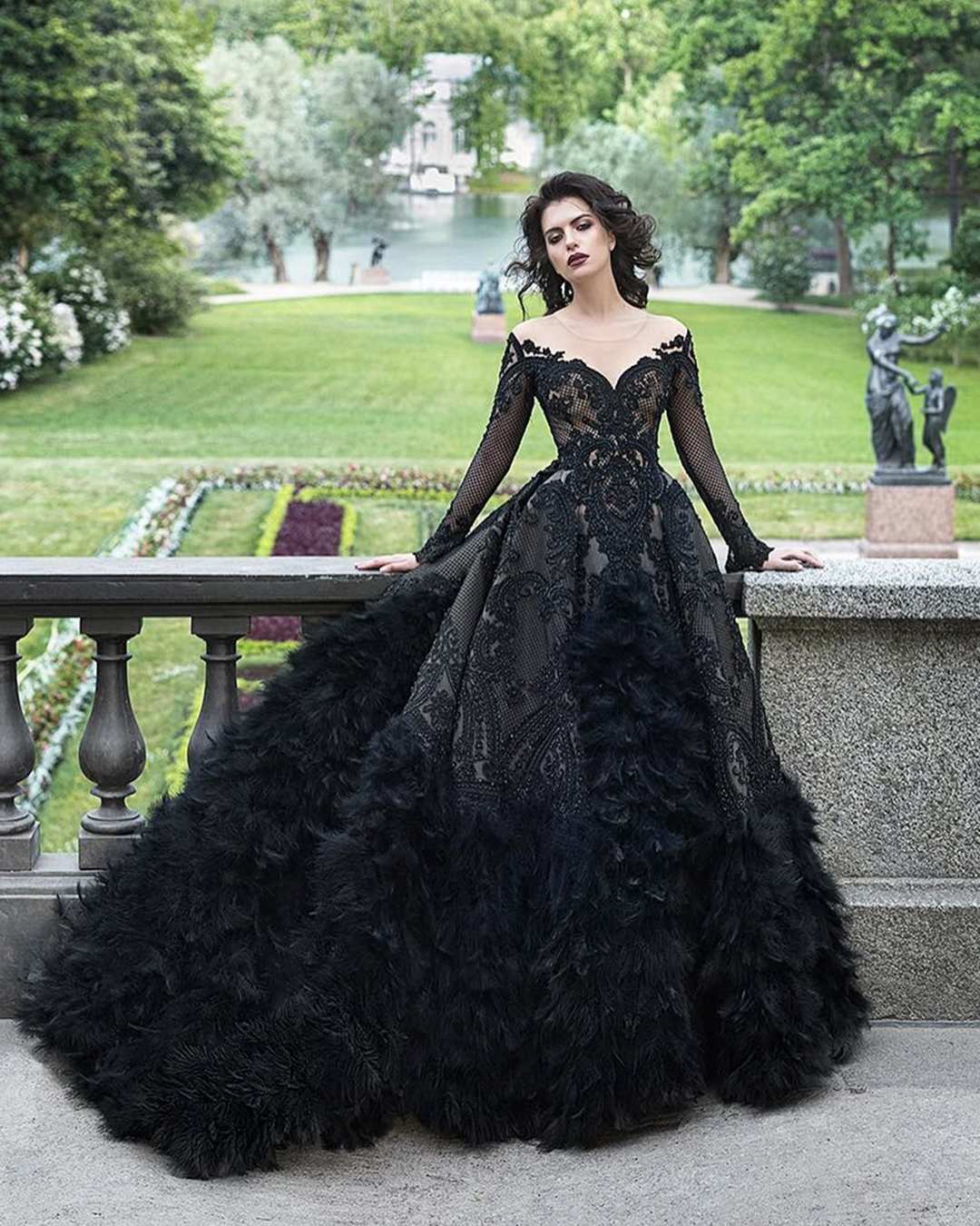 Gothic Wedding Dresses: 24 Non ...