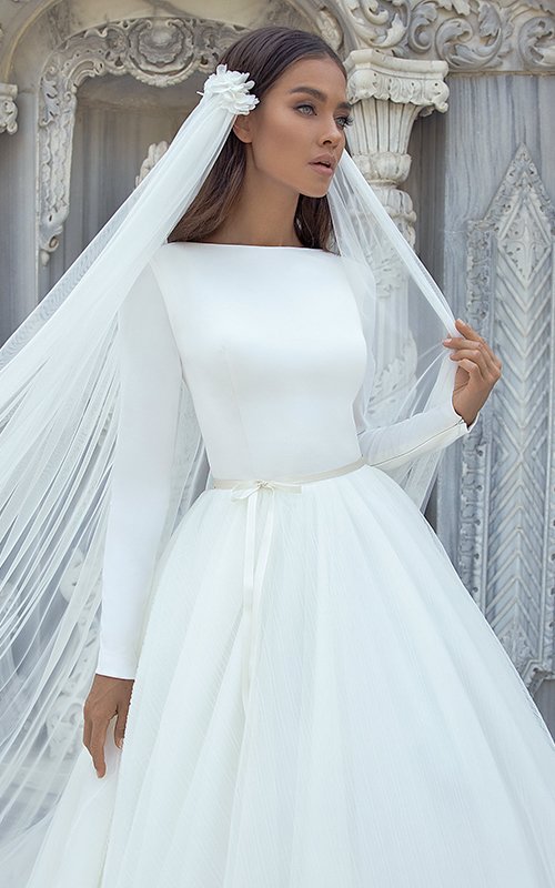 Buy > full sleeve wedding gowns > in stock