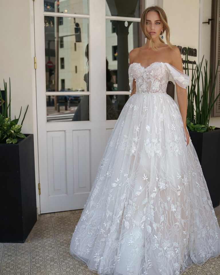 36 Off The Shoulder Wedding Dresses To See