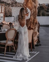 Sexy Wedding Dresses Ideas: 27 Best Gowns + Tips & Advice