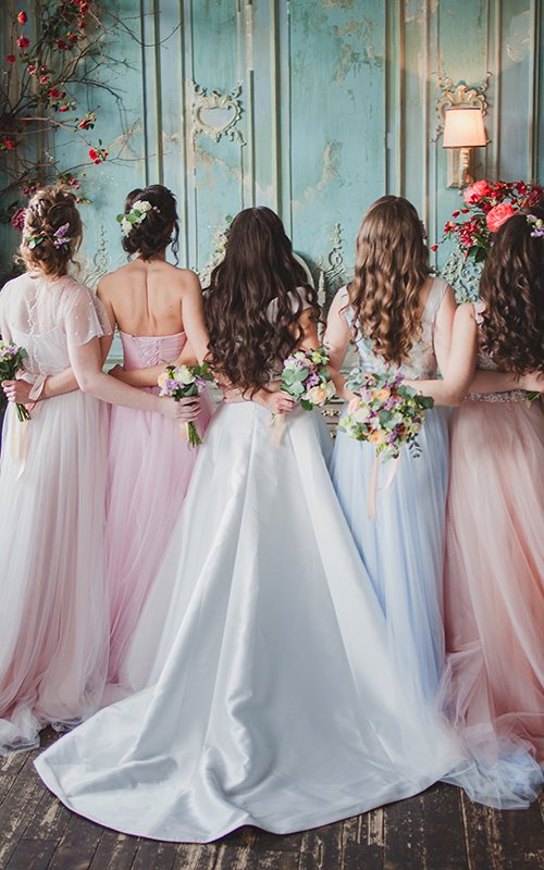 19 Most Chic And Eyecatching Hairstyles For Wedding Guest