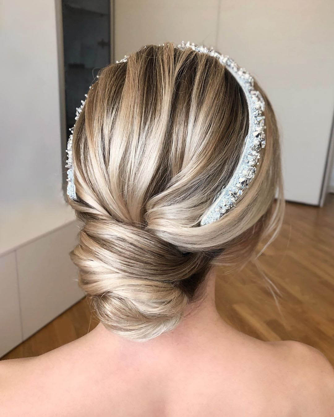 wedding hairstyles for long hair chignon with headband veronika_belyanko_