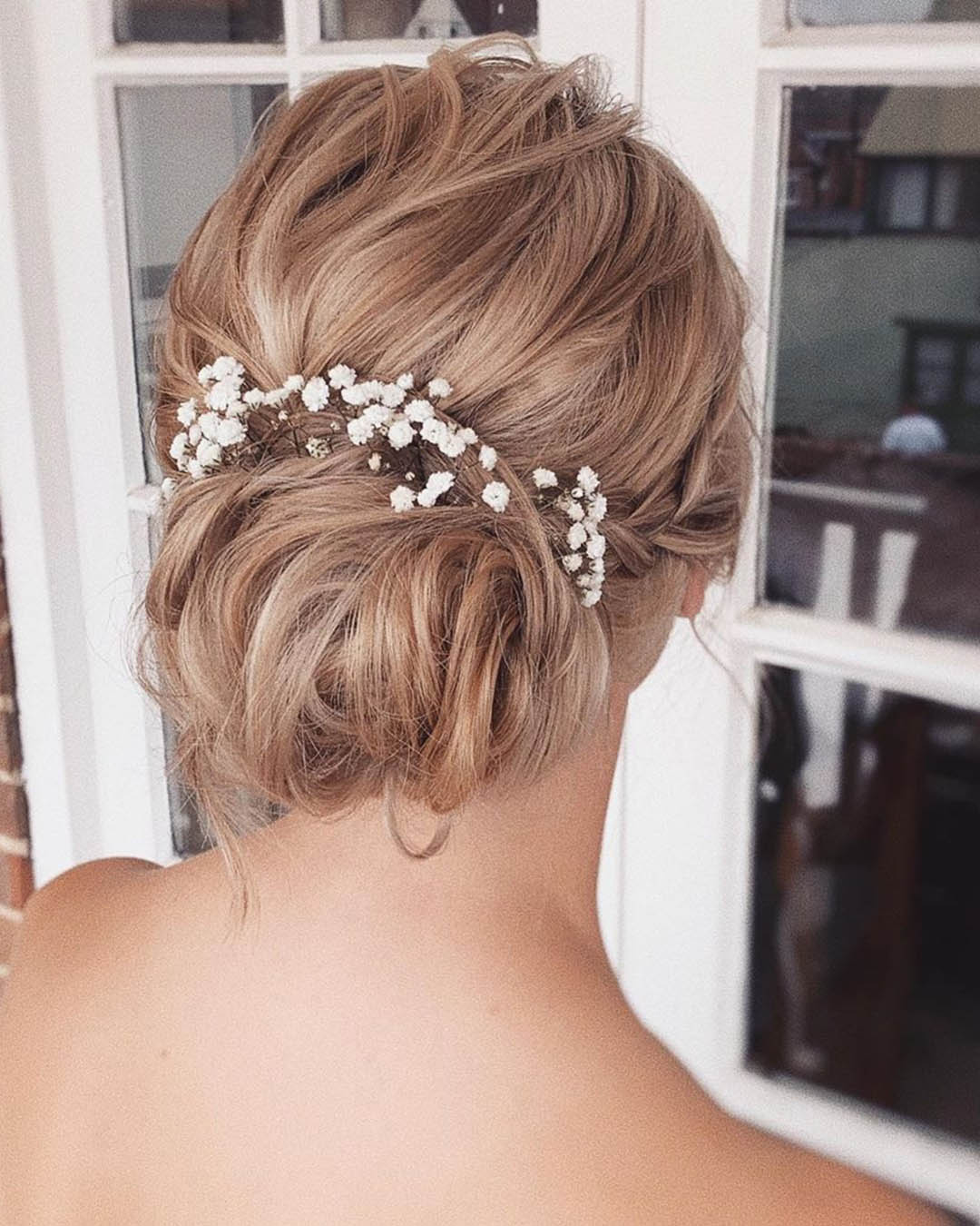 wedding hairstyles for long hair classic low chignon bridal_hairstylist_