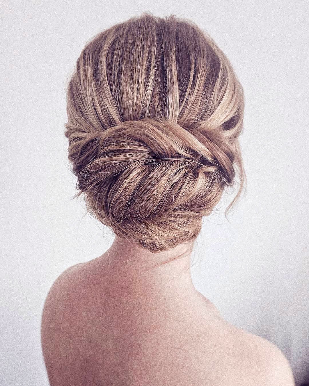 Essential Guide to Wedding Hairstyles For Long Hair