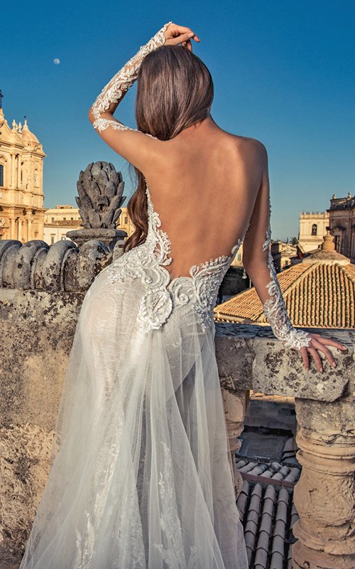 backless wedding dresses featured