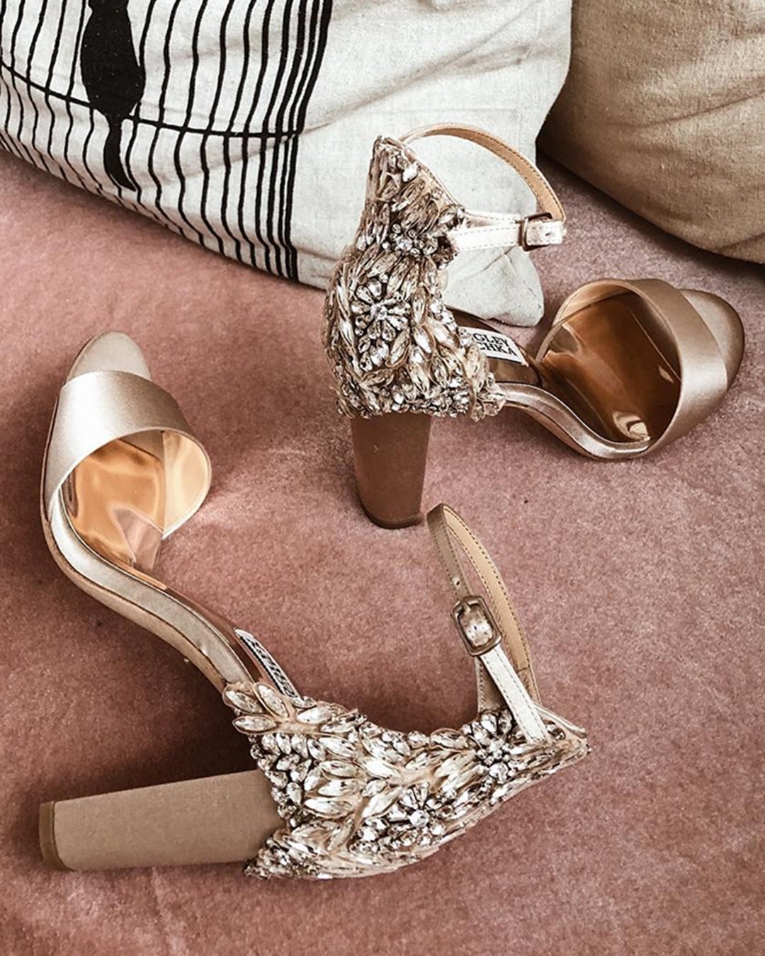 comfortable wedding shoes low heels with crystal gold badgley mischka