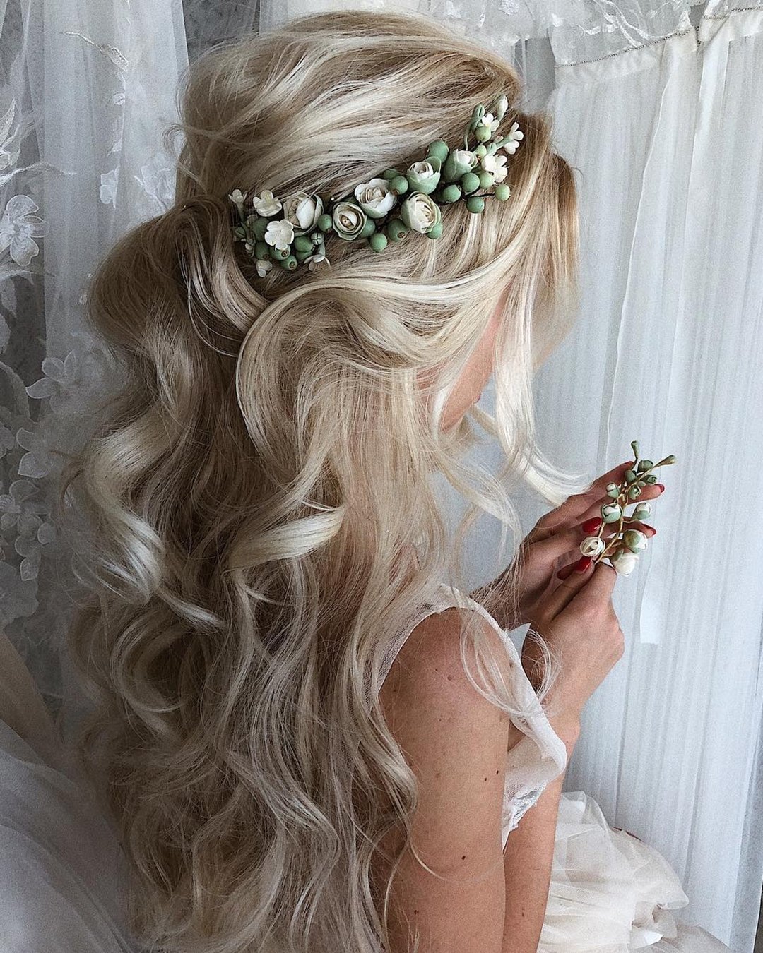 elegant wedding hairstyles half up half down blonde hair ulyana.aster