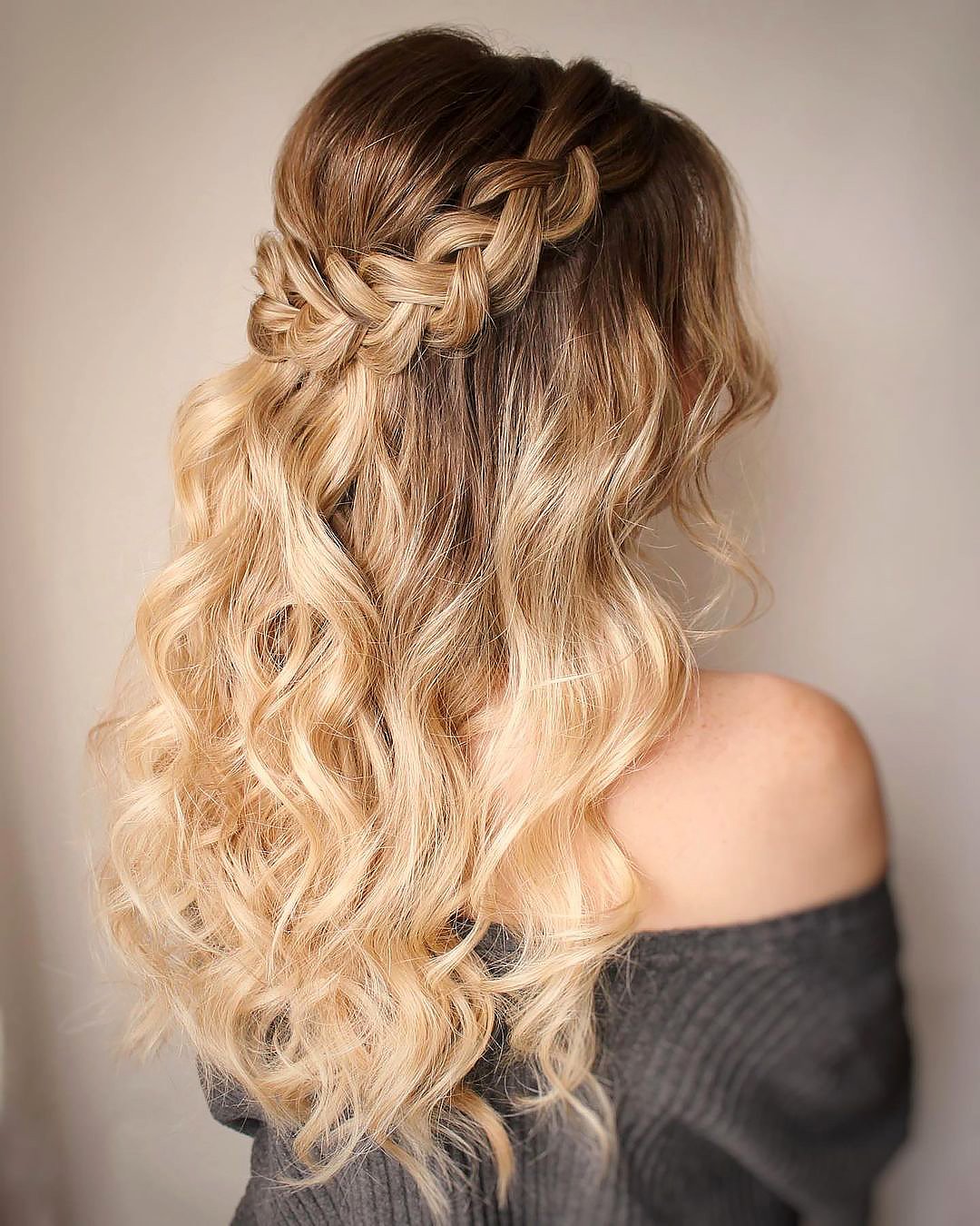 elegant wedding hairstyles half up half down woth curls and braids bridal_hairstylist
