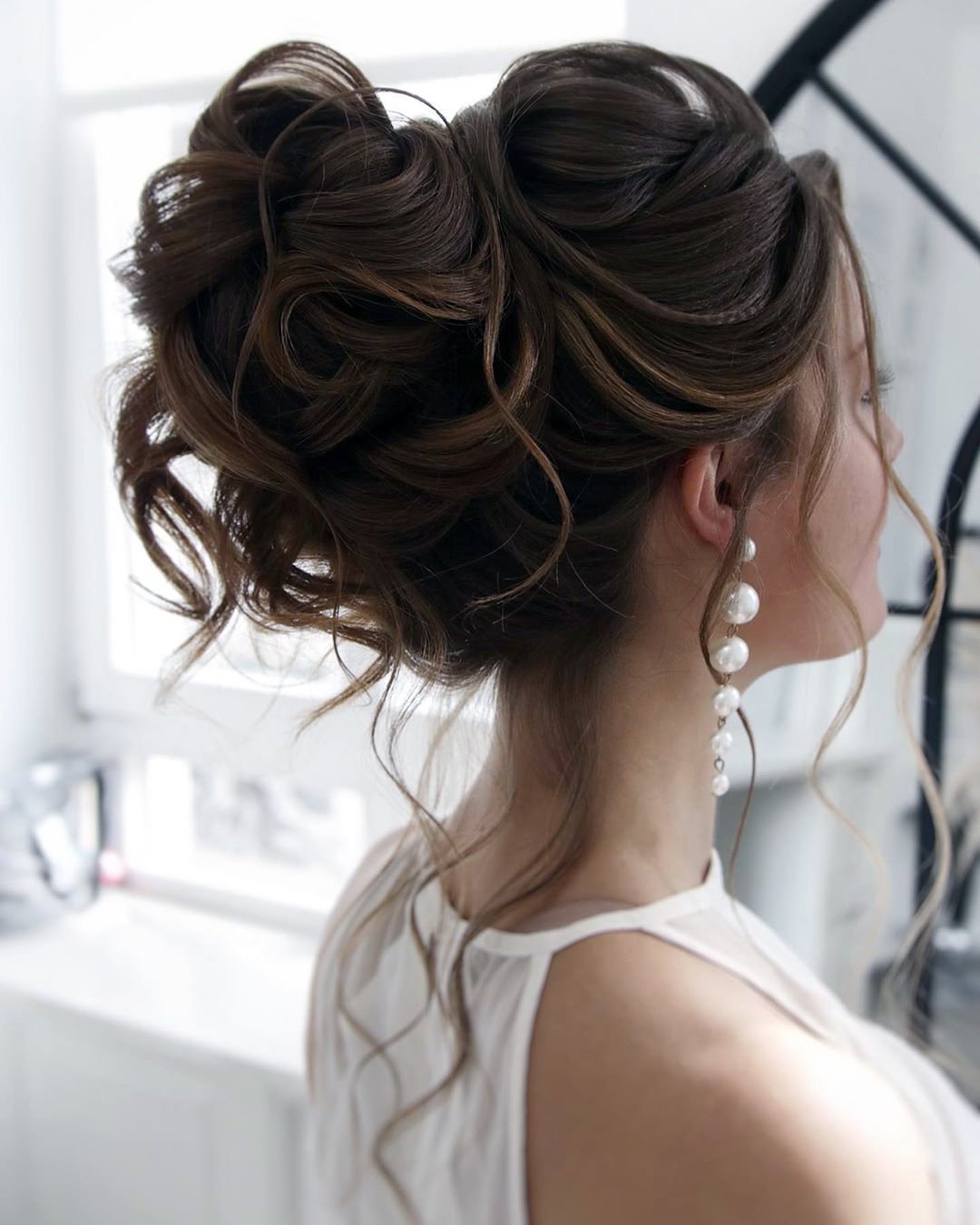 elegant wedding hairstyles high updo with loose curls juliafratichelli.bridalstylist