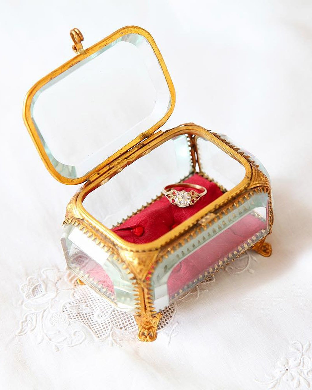 Engagement Ring Boxes 31 Creative Ideas For A Perfect Proposal