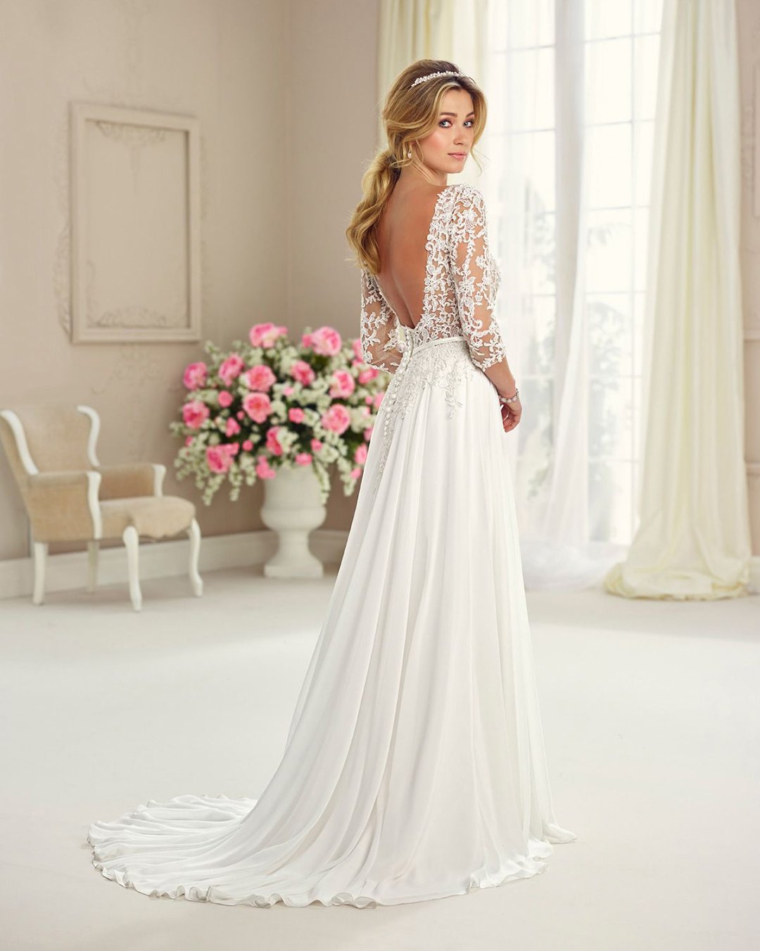 Wedding Dresses For Fall Best 10 wedding dresses for fall - Find the ...