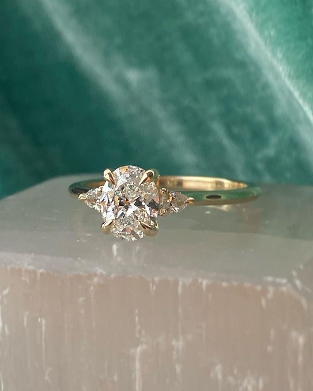 gold engagement rings diamond gold rings2