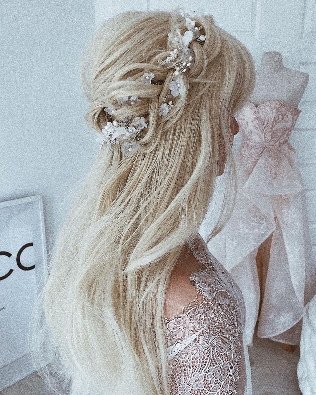 71 Perfect Half Up Half Down Wedding Hairstyles Wedding Forward