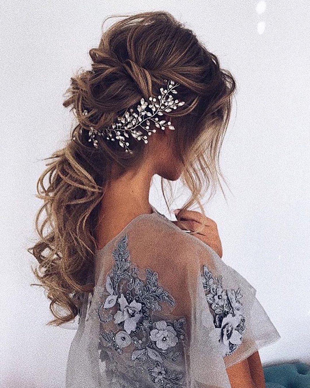 71 Perfect Half Up Half Down Wedding Hairstyles Wedding Forward 71 Perfect Half Up Half Down Wedding Hairstyles Wedding Forward