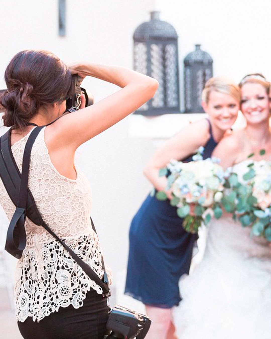 how much does a wedding photographer cost bride bridesmaids