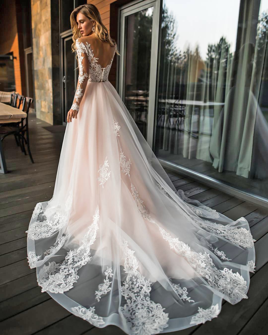 21 Most Pinned Wedding Dresses