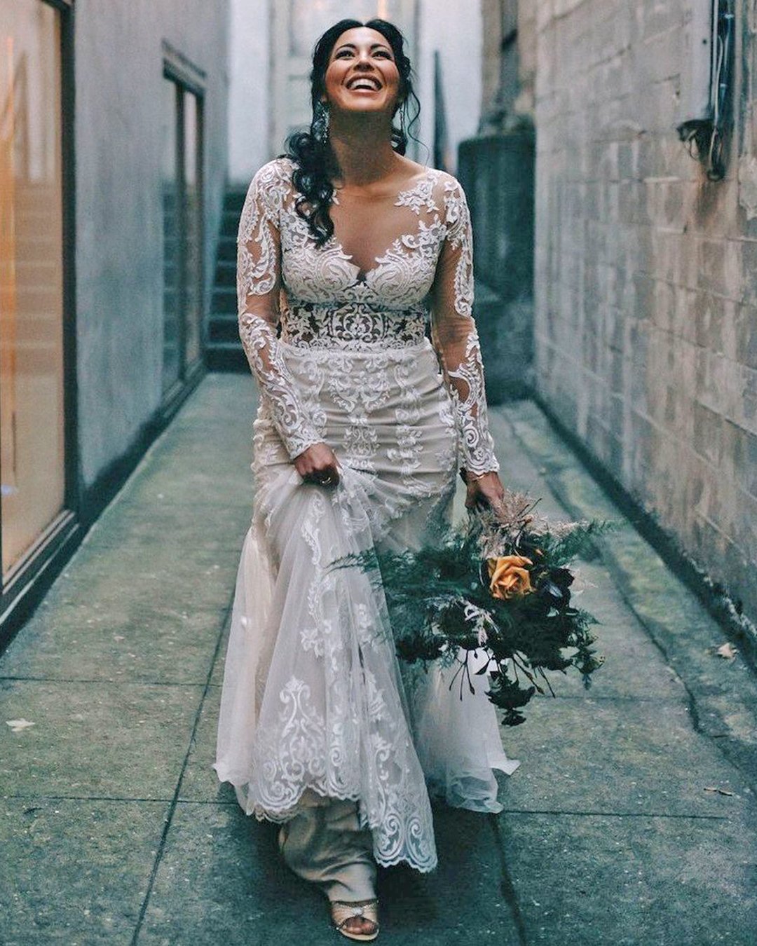 Plus Size Wedding Dresses With Sleeves 