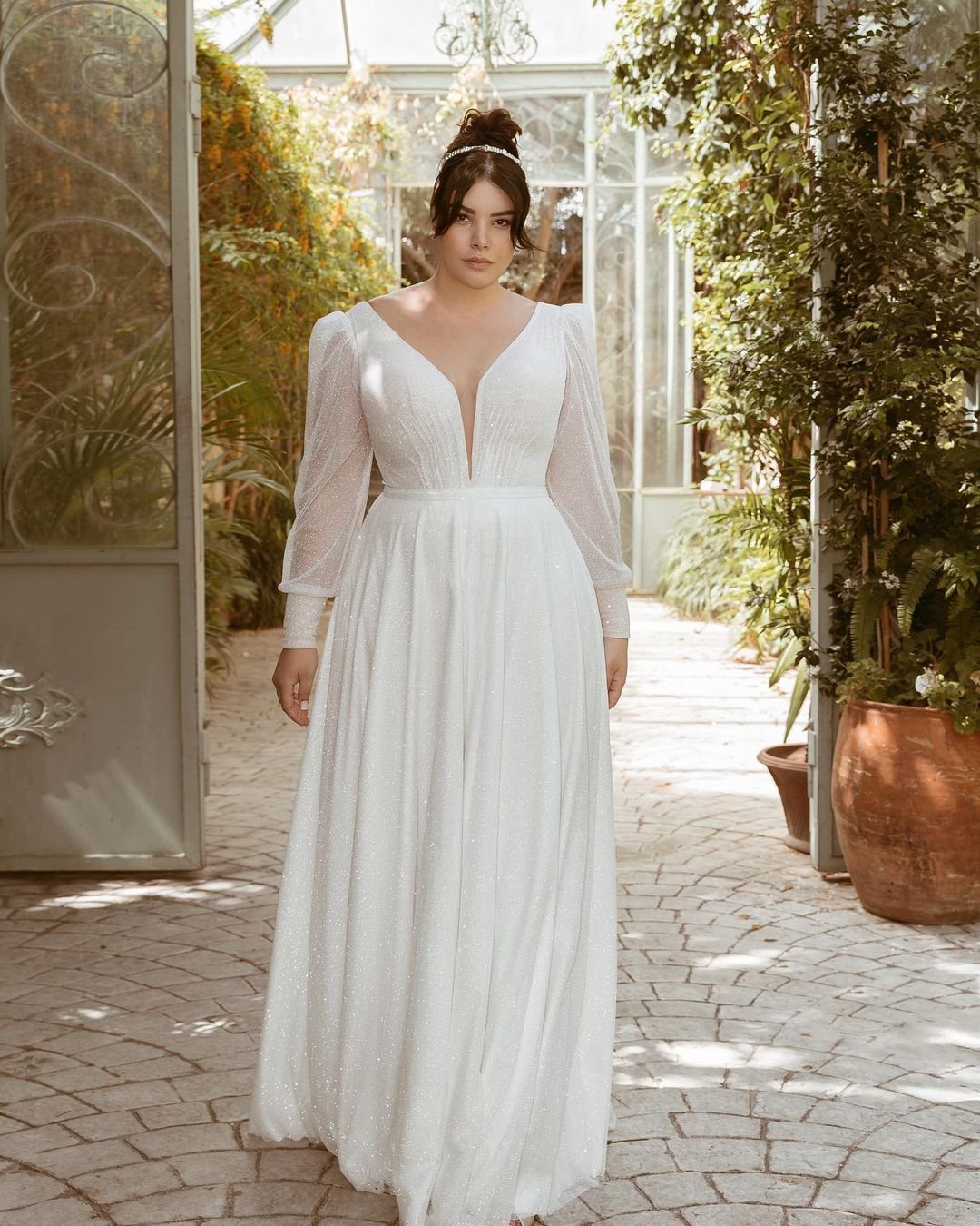 simple long sleeve wedding dresses plus size