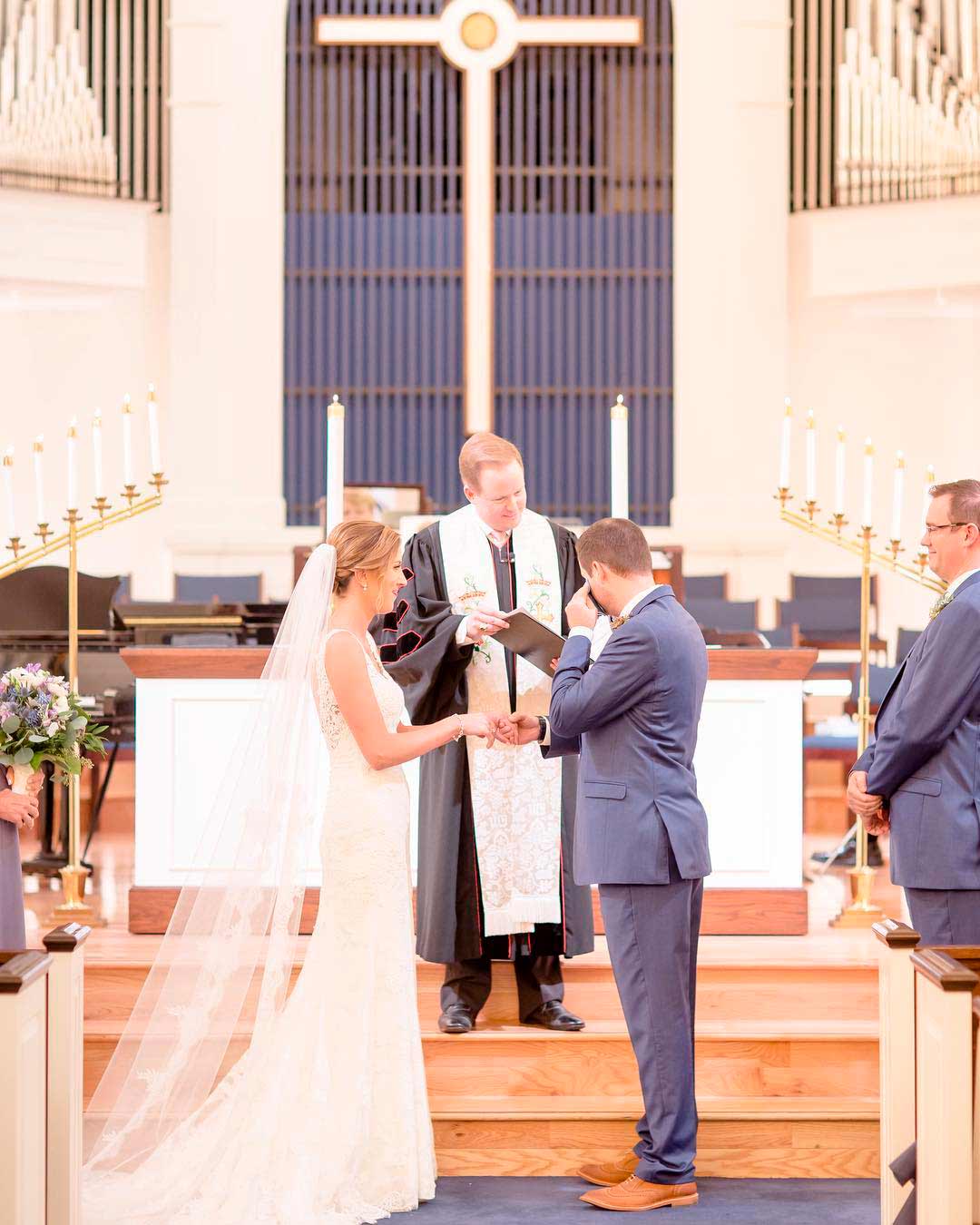 traditional wedding vows catholic bride groom church