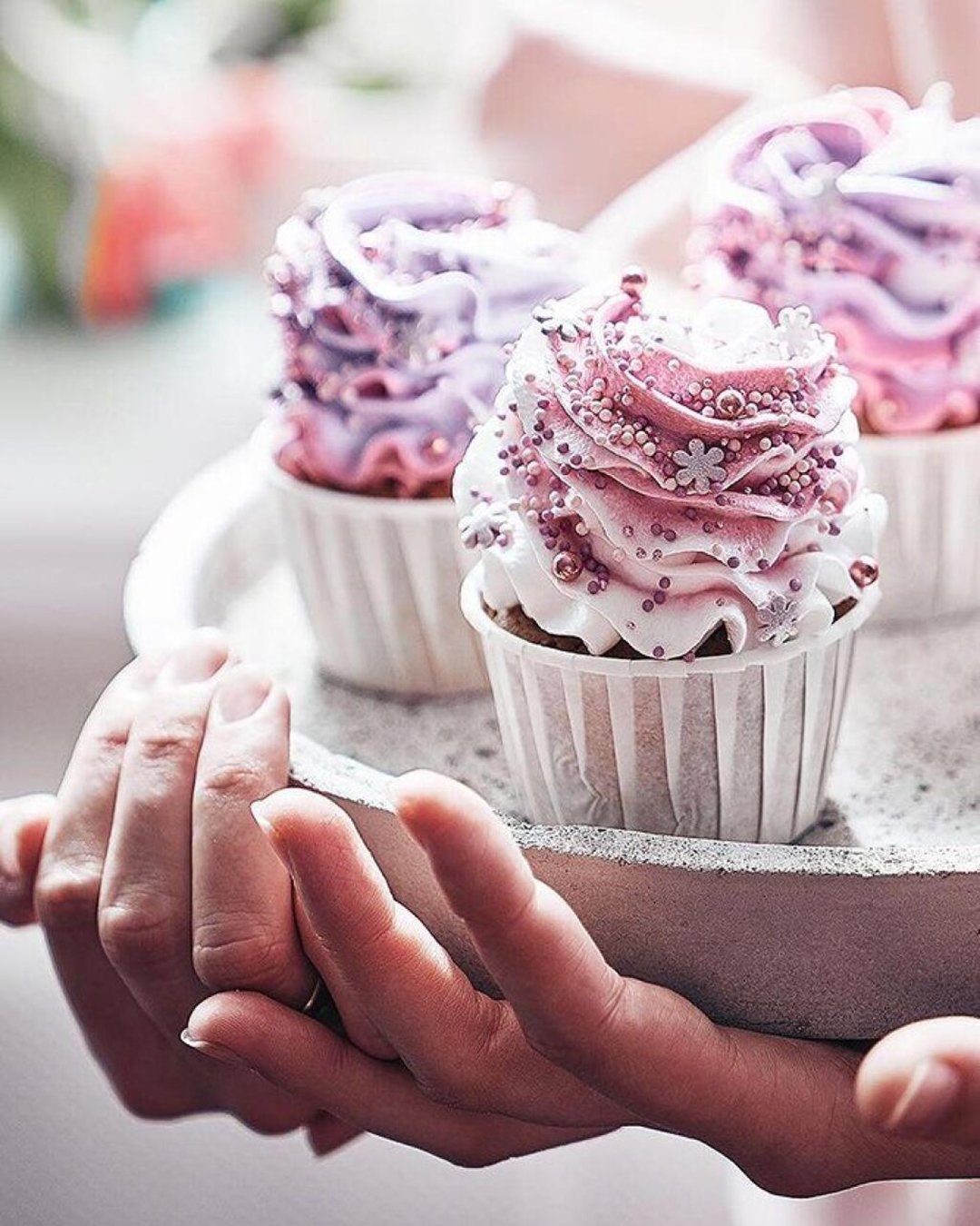 unique wedding cupcake ideas pink ombre cream with small flowers annabel bakery
