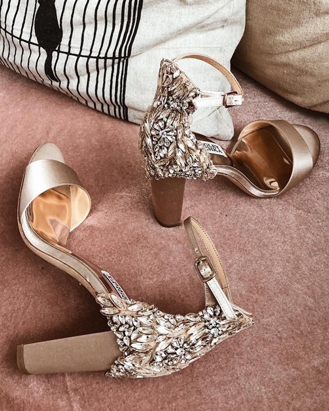 wedding shoes low heels with crystal gold badgley mischka
