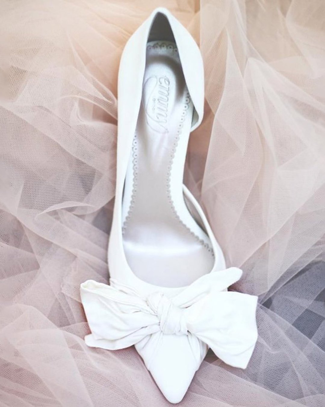 wedding shoes simple white with bow emmylondon