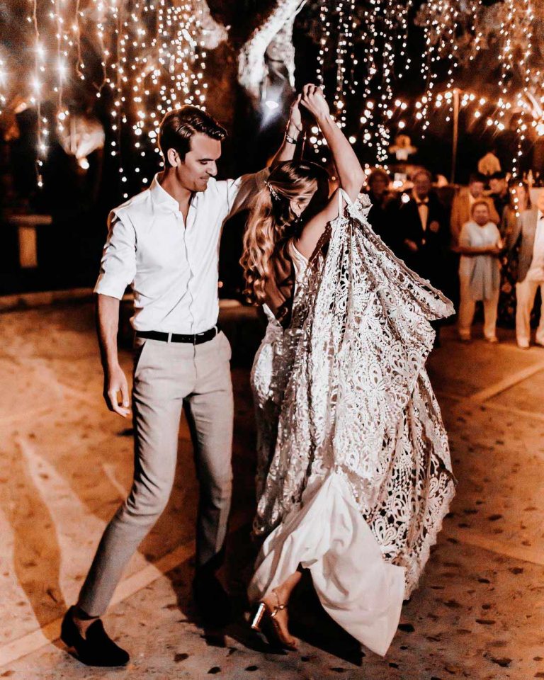 Wedding Waltz Songs 30 Charming Ideas For Wedding Playlist