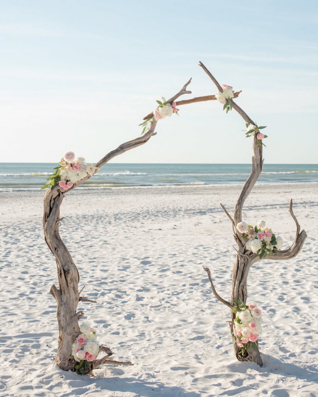 beach wedding decoration ideas dry woodland altar decorated caroline evan photography via instagram