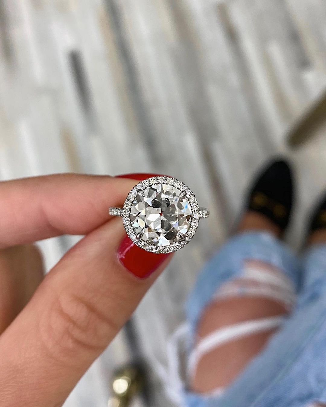 diamond engagement rings halo white gold ring round cut