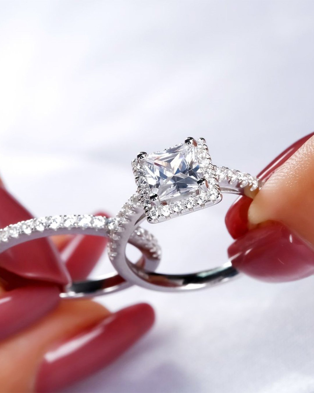diamond engagement rings princess cut halo