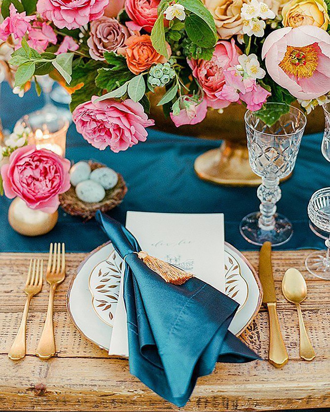 fall wedding decorations vibrant floral centerpieces rebeccayalephotography