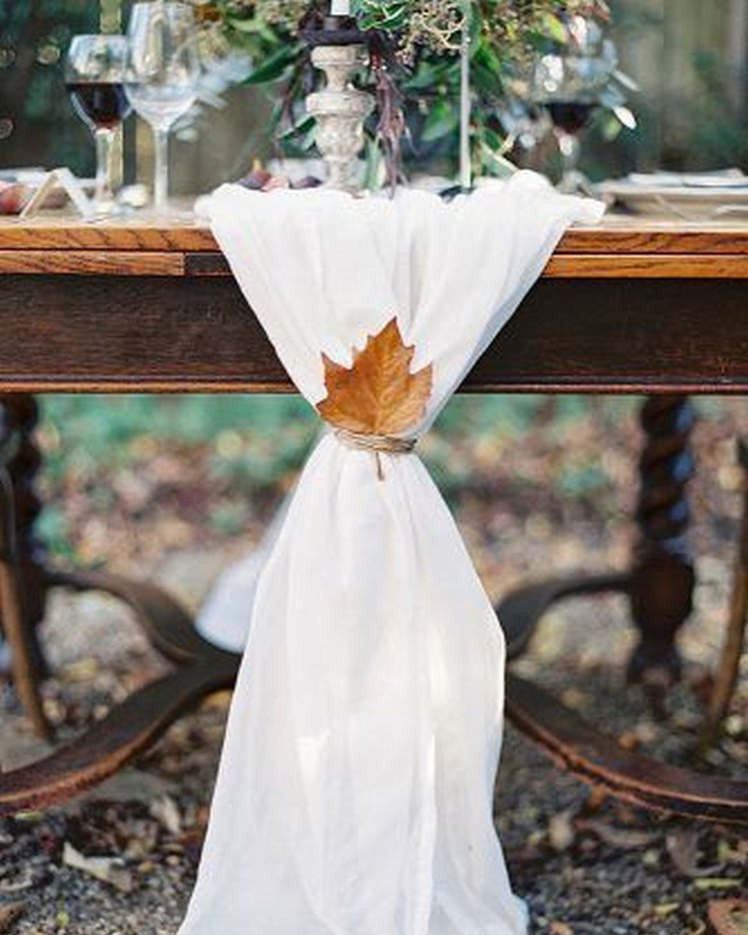 fall wedding decorations white cloth tablerunner with yellow maple leaf decor leah kua photog