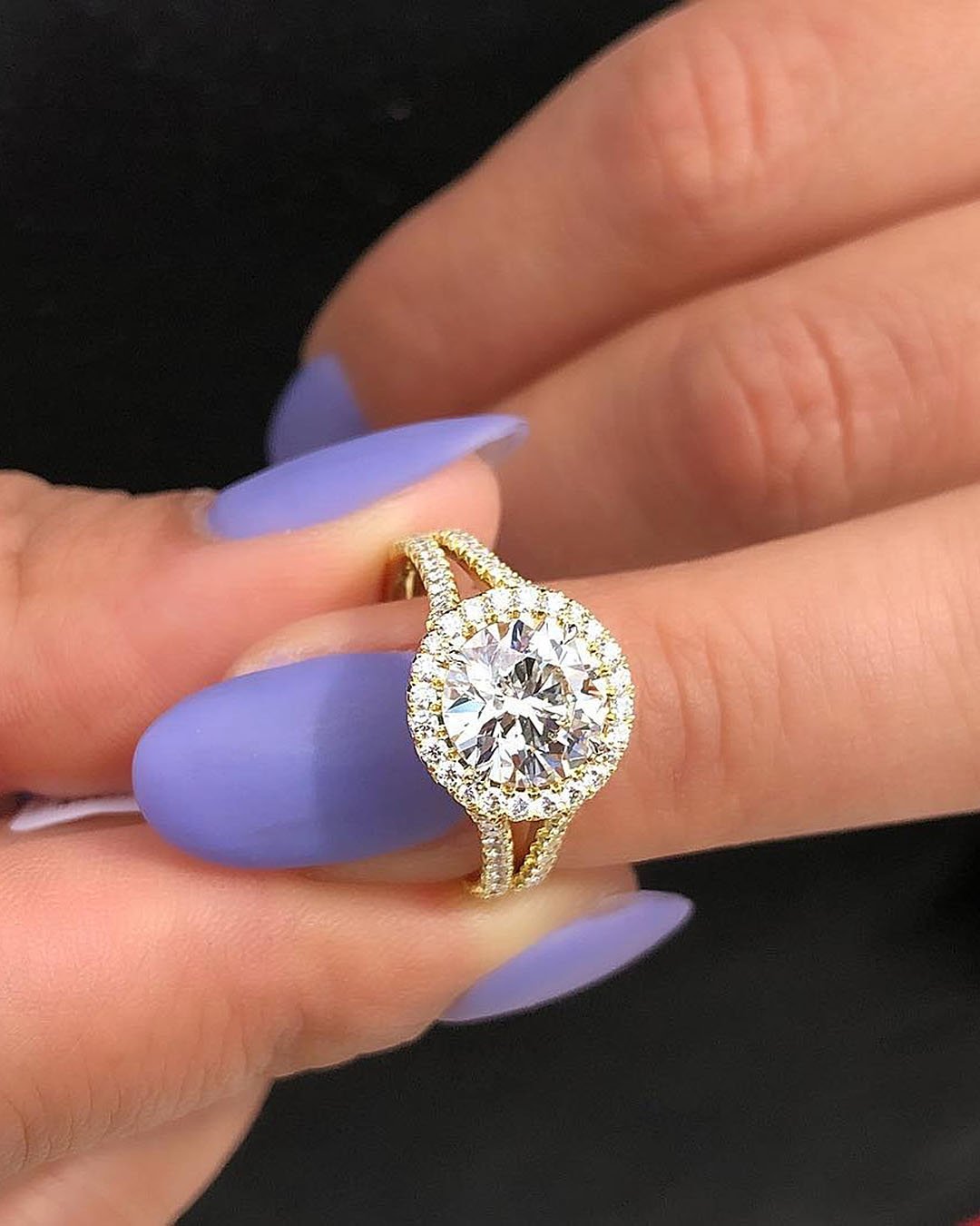 halo engagement rings split band round diamond