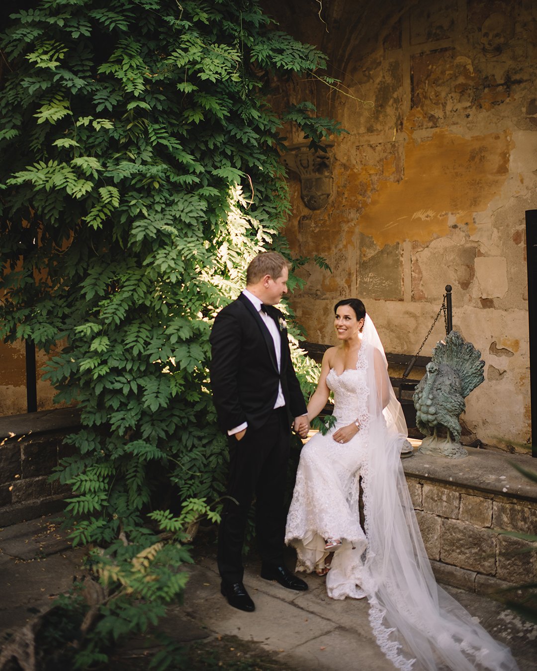 romantic real wedding in florence wedding photo in castle