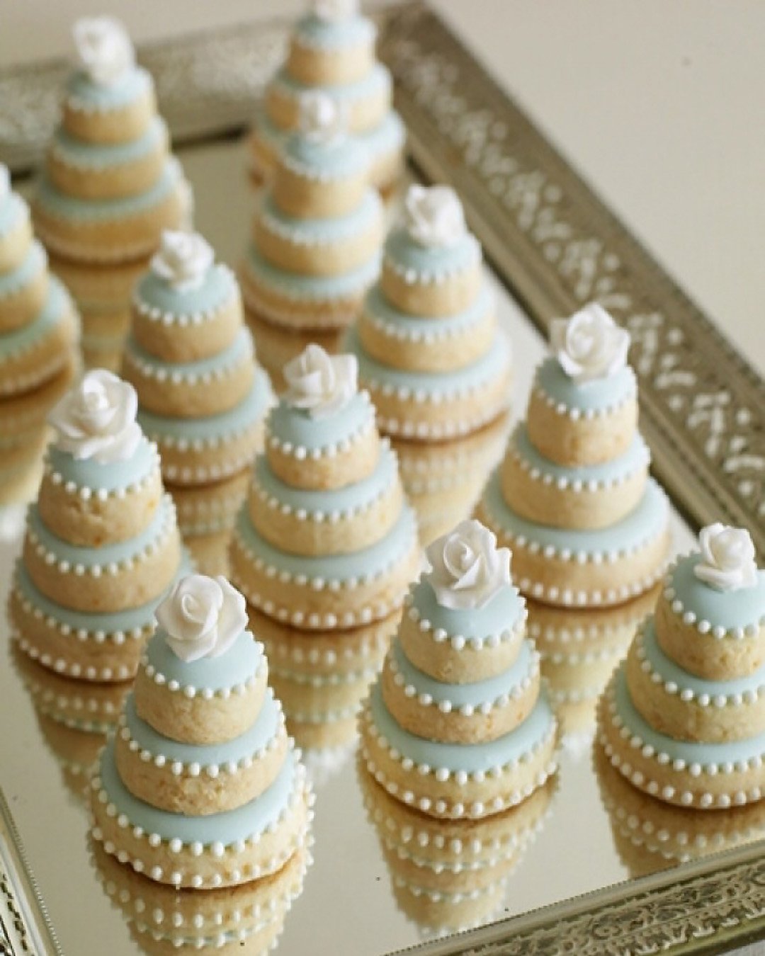 wedding cake cookies blue with white roses steveadamsstudio