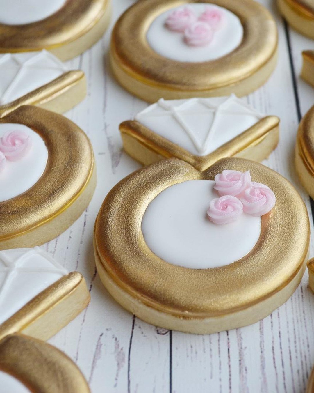 wedding cake cookies engagement ring with pink roses vjscookies