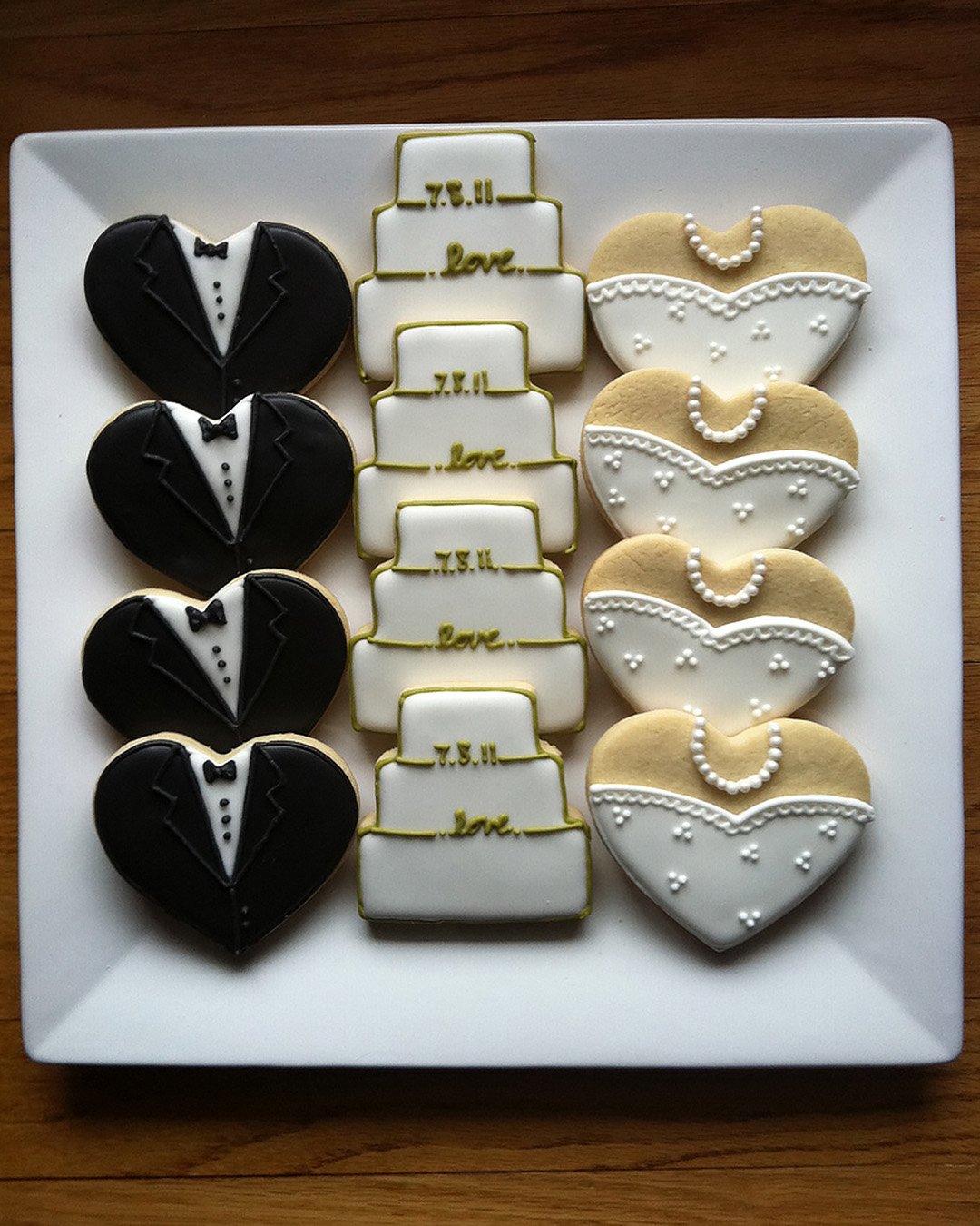 wedding cake cookies heart shaped bridal dress groom attire customicedcake_cookies