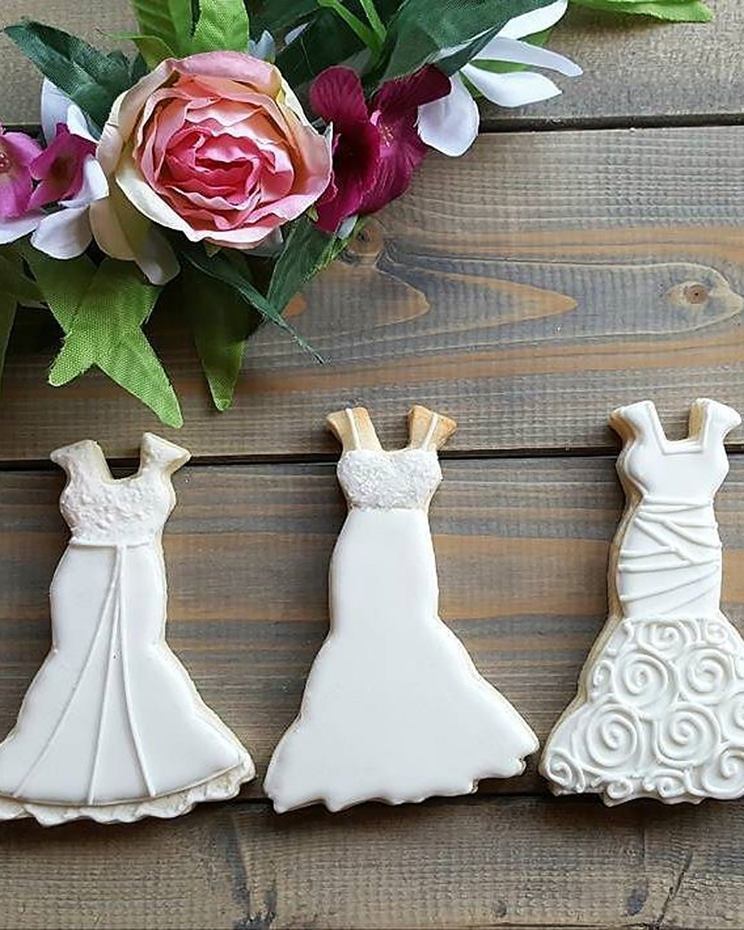 wedding cake cookies white bridal dresses shaped sweeterwithacookie