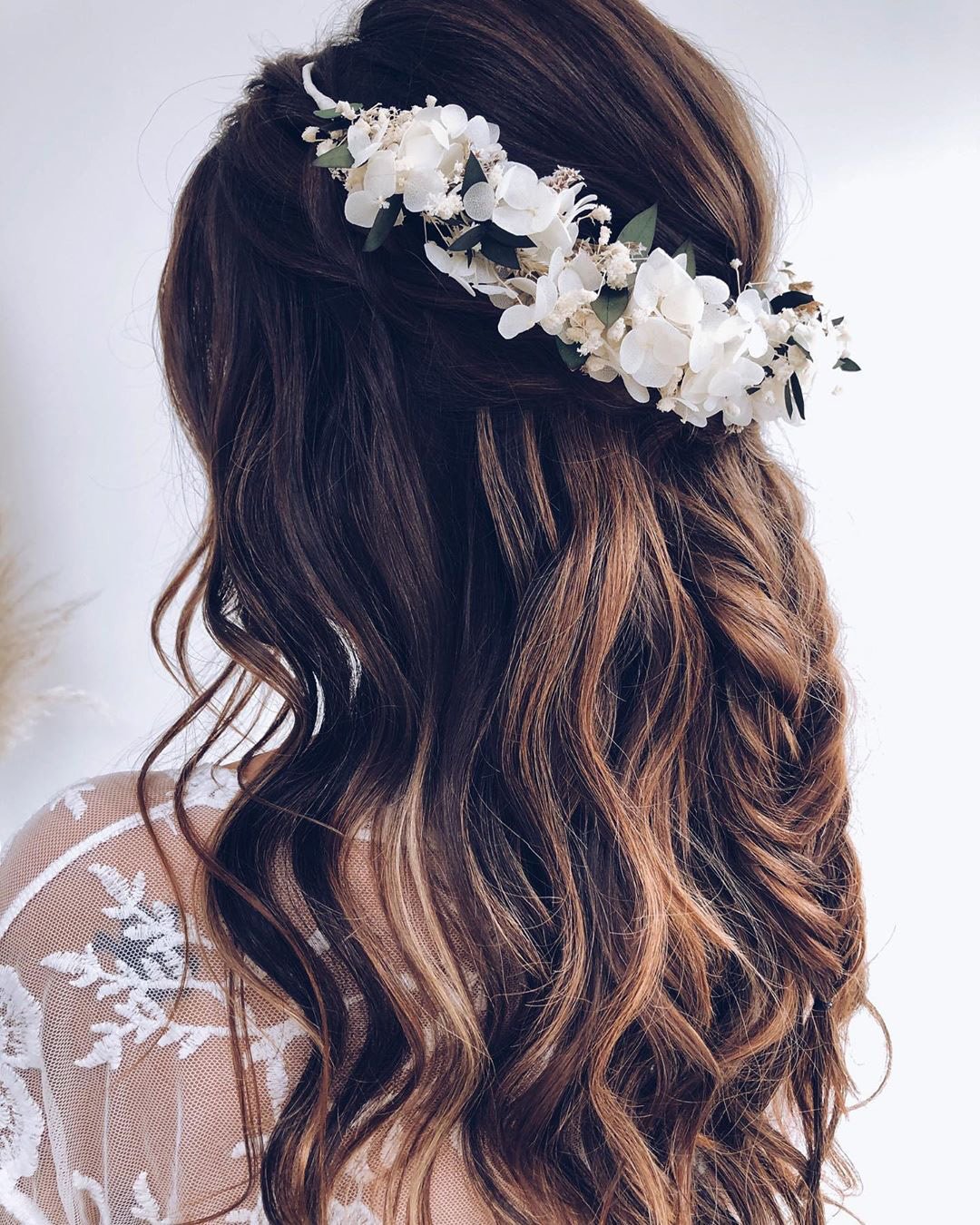 wedding hairstyles with flowers braided half up with halo katya.valentinahair