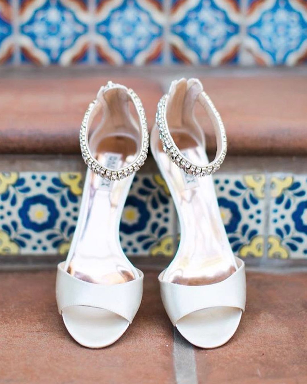 wedding sandals with stones white badgley mischka