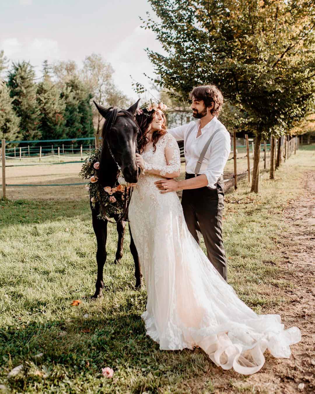 wedding slideshow songs bride groom horse