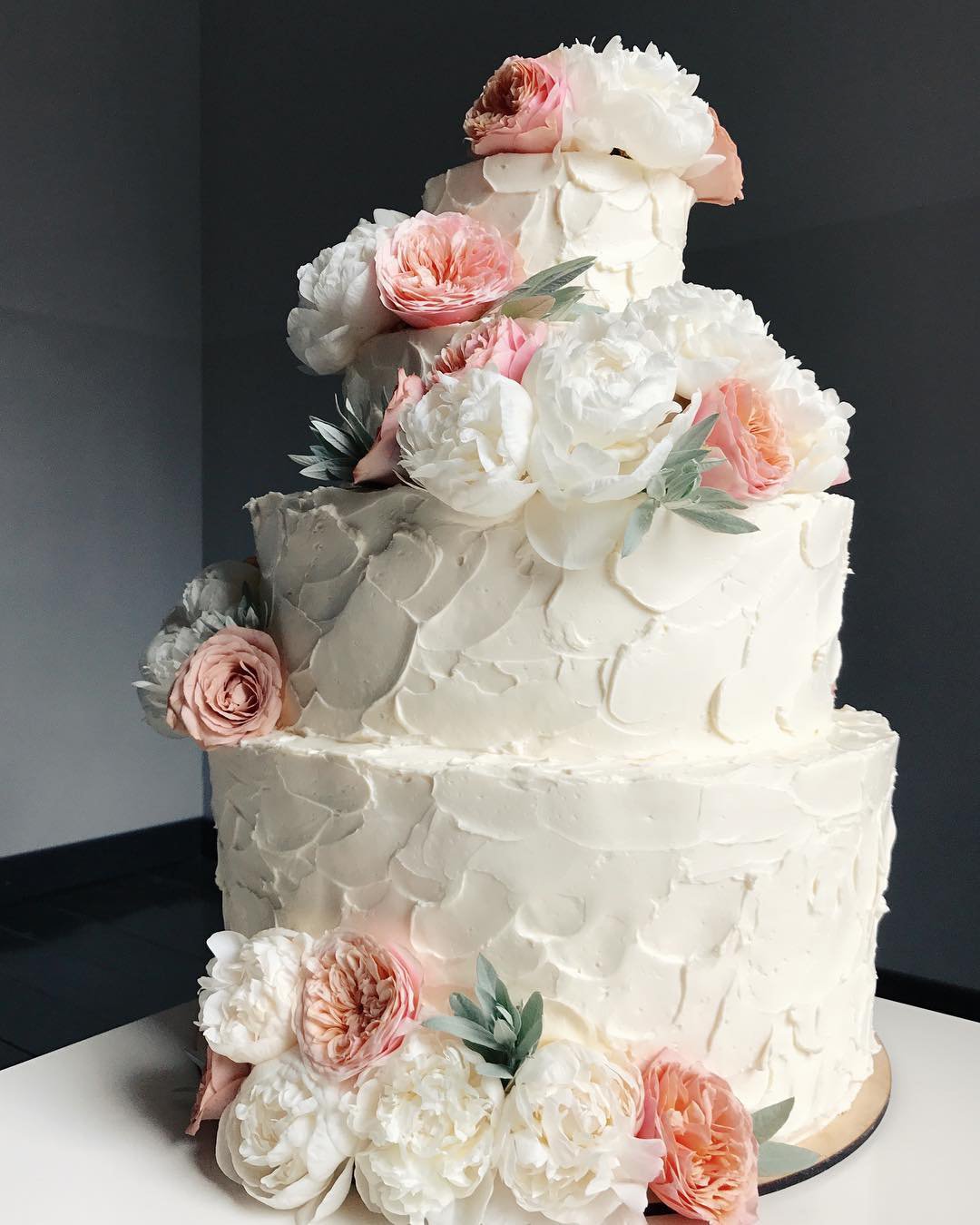 beautiful wedding cakes white with floral cascade elegant kalabasa